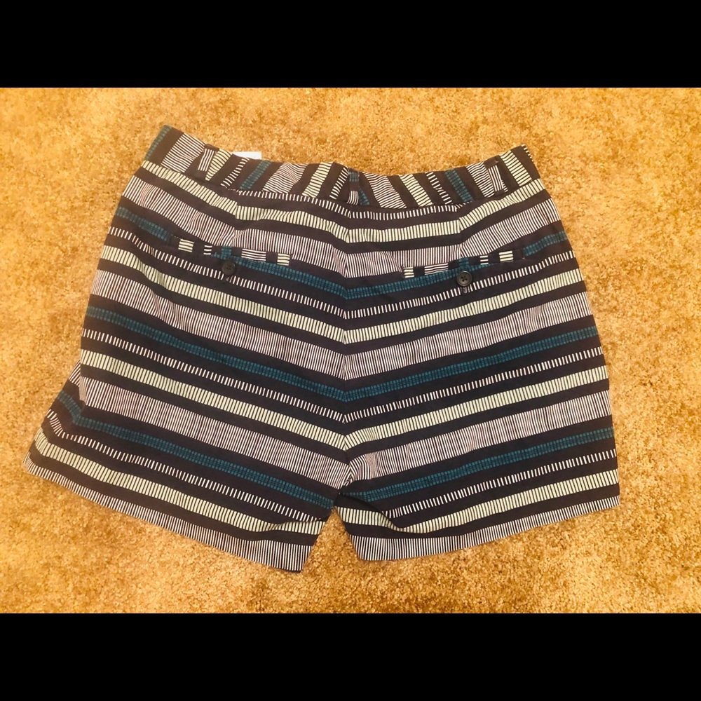 Shorts - Picture 3 of 3